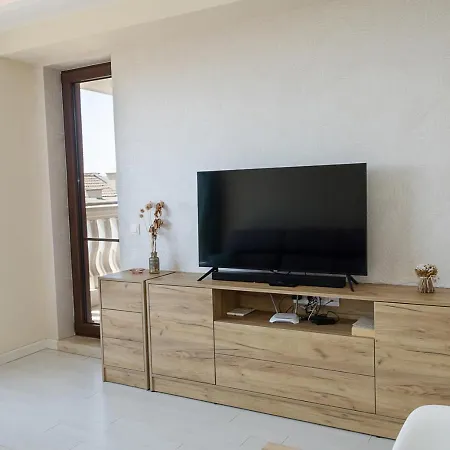 Elegant 1br In The Center Of By Flat Manаger Apartment